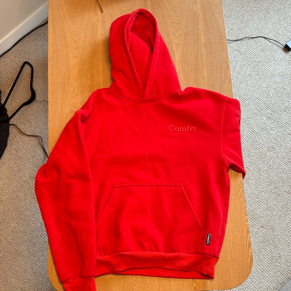 Comfrt Unisex Red Hooded Sweatshirt